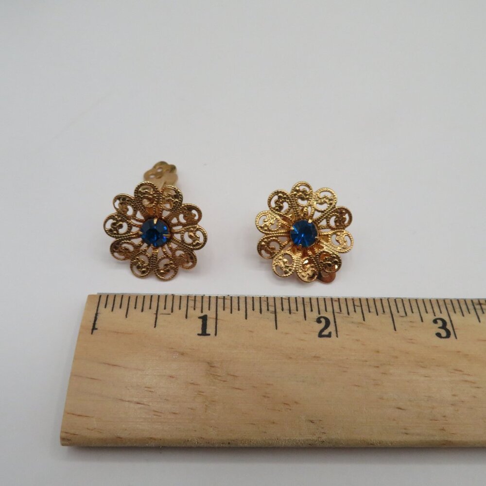 Lisner Floral Earrings Blue Rhinestone Gold Tone Clip On - Picture 4 of 5